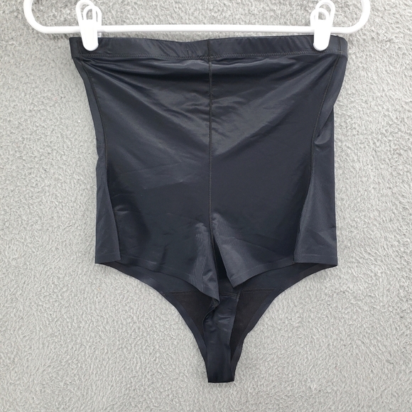 Assets by Spanx Women's Flawless Finish High-Waist Shaping Thong NWT Size 1X - Picture 5 of 6